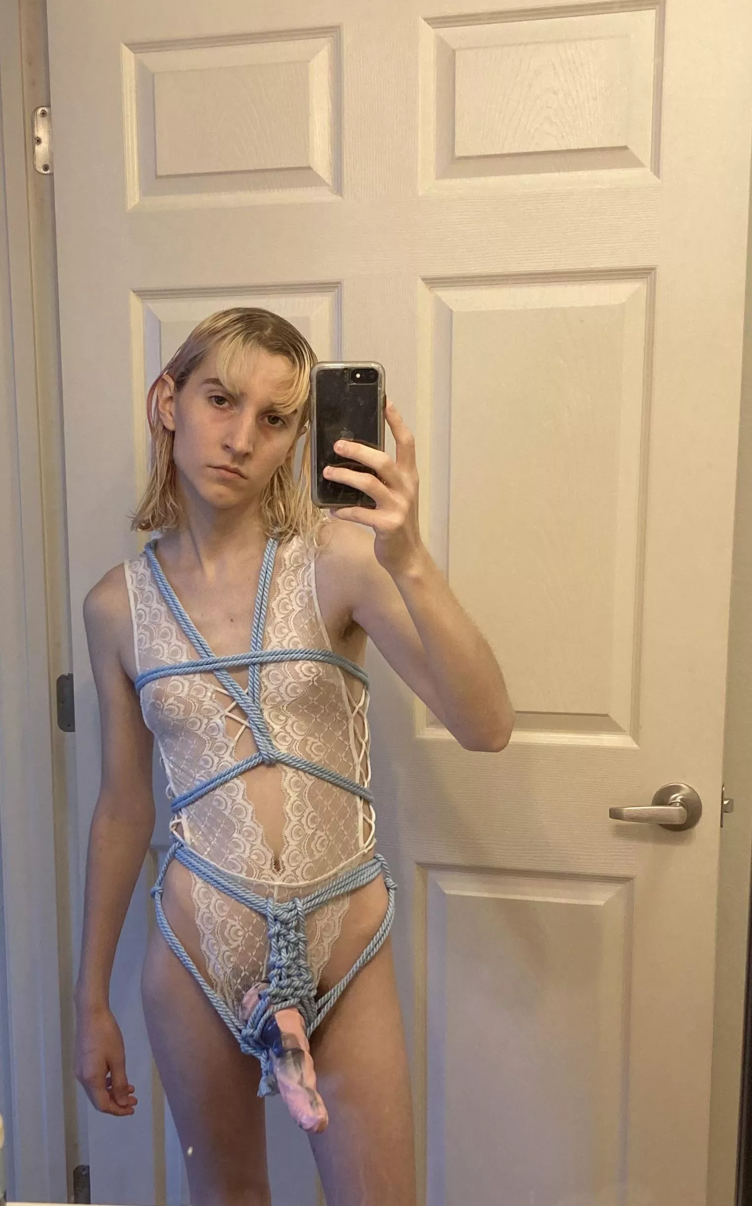 Tying myself up for y’all posted by bubblepinkelle