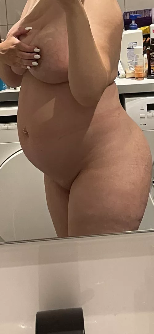 Type YES if I made u Horny... by nikkid3an