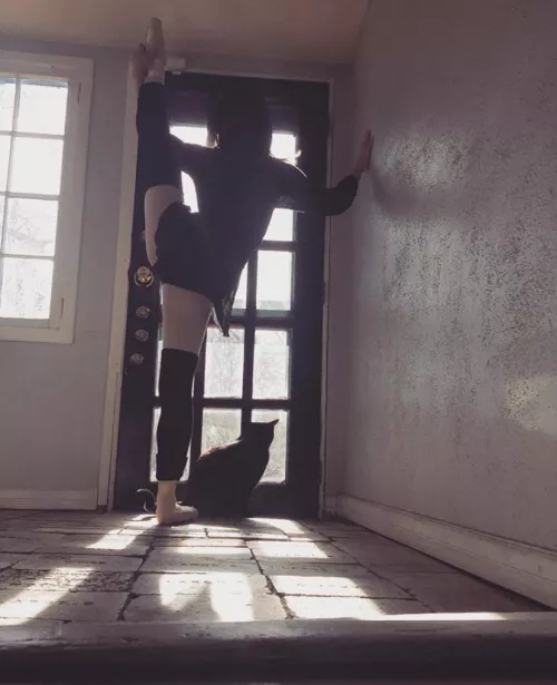 Typical day of a ballerina in quarantine, kitty decided to come say hi during the shoot 😊 by AelinxX