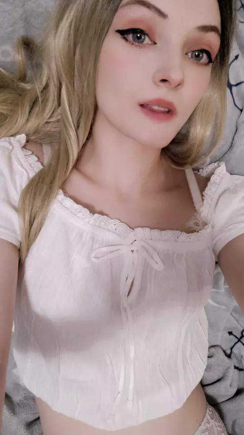 🌞 U know how to make me melt like ice cream in the sun! 🥵 Thank u for ur kind words! 🍦 by ZoeyLovee