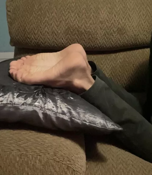 u like that position? 🙈 come join me to have a naughty fun 😈 dms/pms r welcome by pessbeach