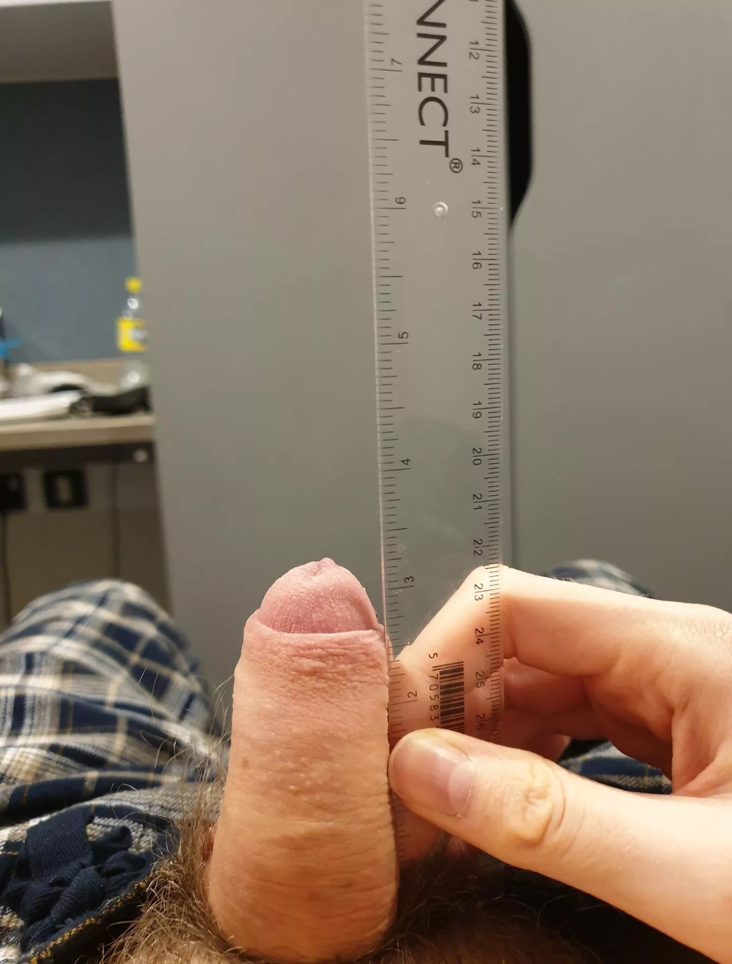 U/fensespop another small dick. Lose the bet get exposed and humiliated. Who’s next? posted by secondsonminge