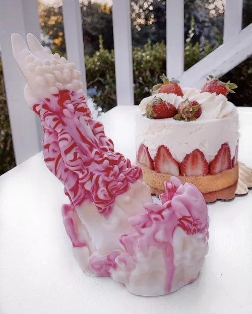 UFT Here’s the slavermaw I would trade for a mini/small (maybe medium) Aurora by louloomoo