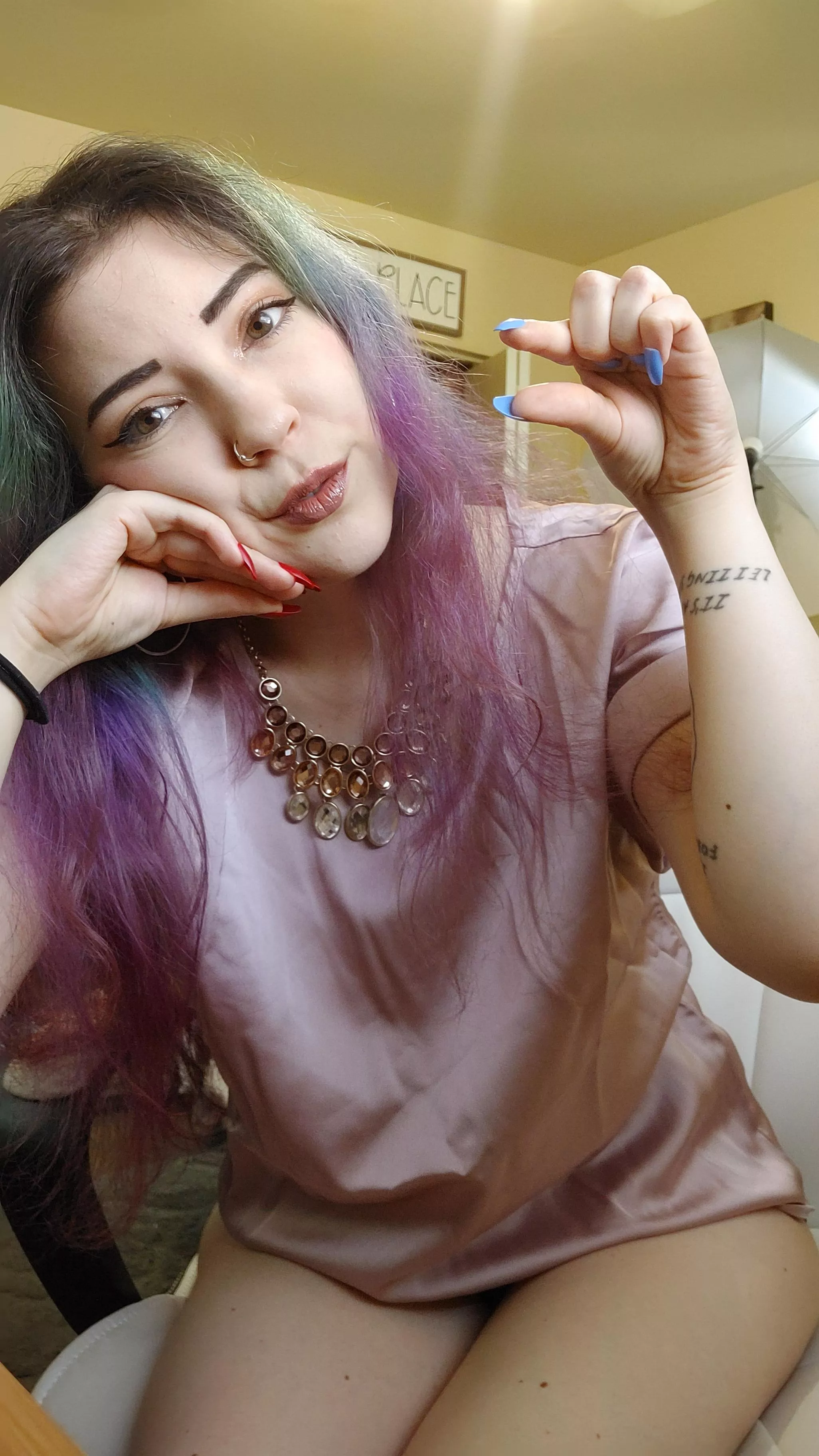 uh oh it's u posted by LilRedVelvettt