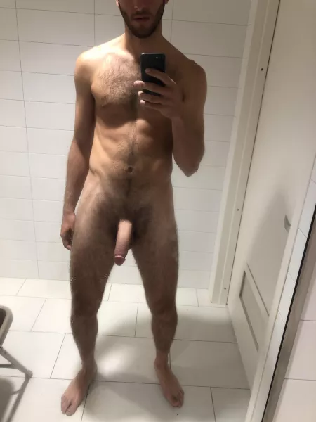 Uhh hi 😳 by jarjarbinksdick