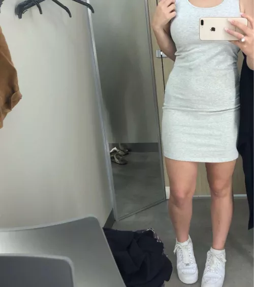 U.K. couple 21yo looking to trade please verify UK+ BI+ please dm me with age/location/sample for tele or snap | single guys welcome if you show face by keyie