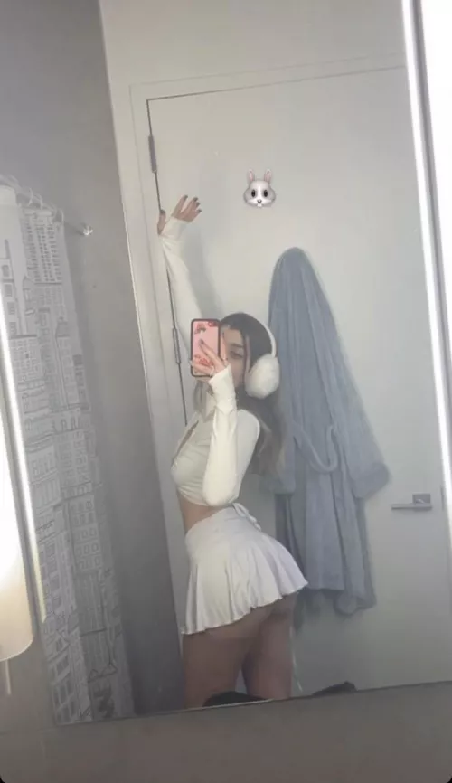 Uk girl Available all day to make you cum 😘😉 by Mianolimits12