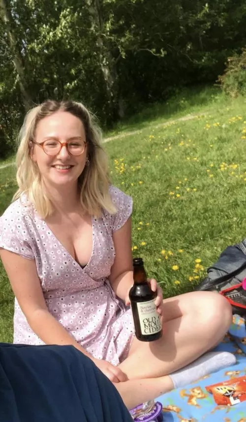 UK - London. Looking for someone for my wife. Message me if interested by Ghost465-90