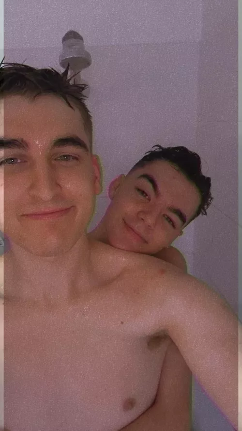 ummm, hi guys 🥺 first time on Reddit… 👀 by CameronandBilly