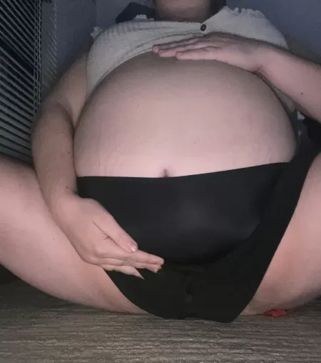 Ummmm it’s getting hard to find clothes to accommodate this shape by FoxyAriesBbby