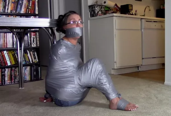 Un beau paquet... posted by Julio7856