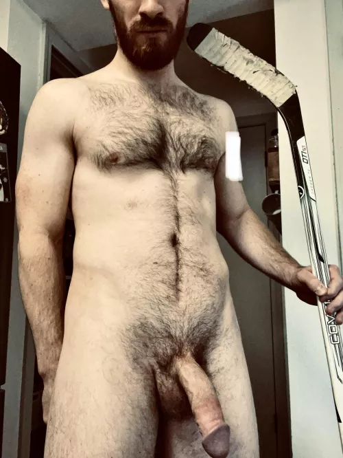 Unapologetically hairy hockey Daddy. [35] by dthom9191