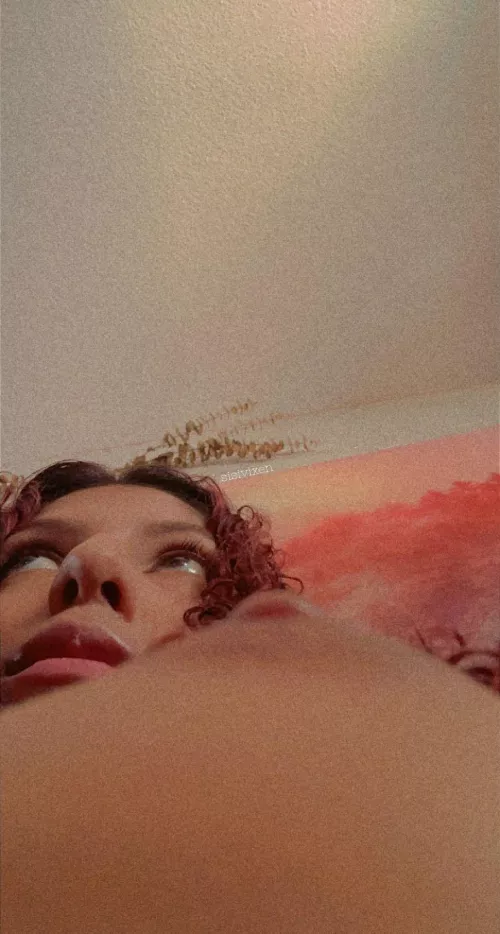 Unconventional angle by sisivixen