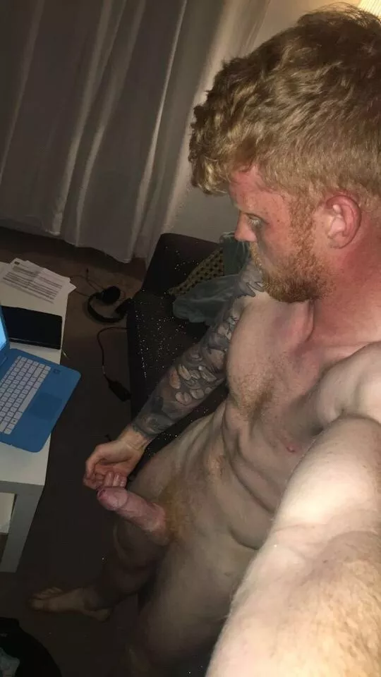 Uncut Ginger posted by menareamazing
