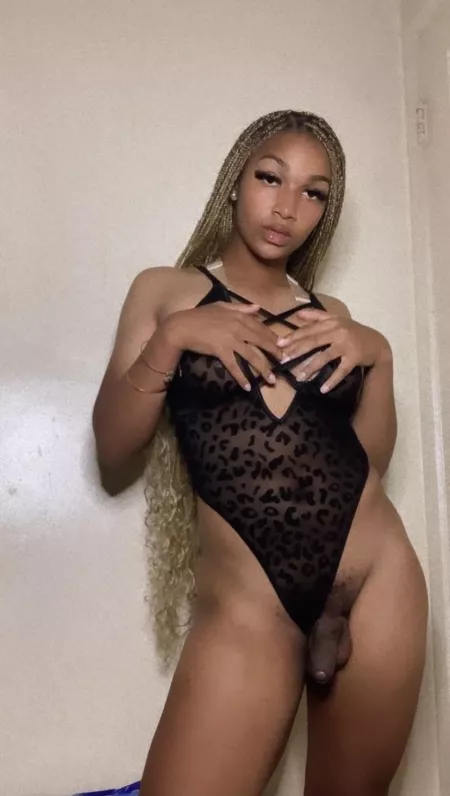 Uncut princess👸🏽💞 by Twikiejay