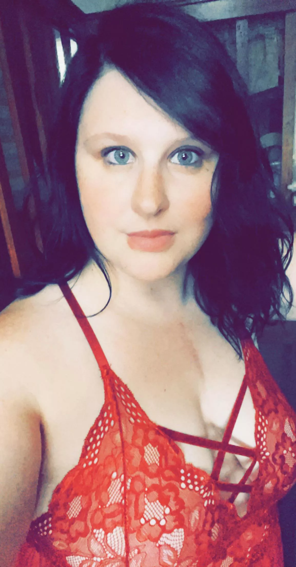 Undress me, please 🤤 posted by dani_lollipop