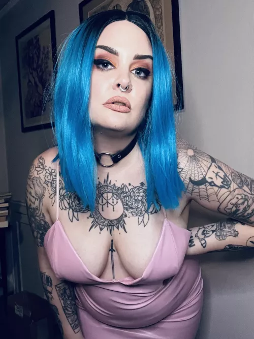 Undress me by thenightmareqveen