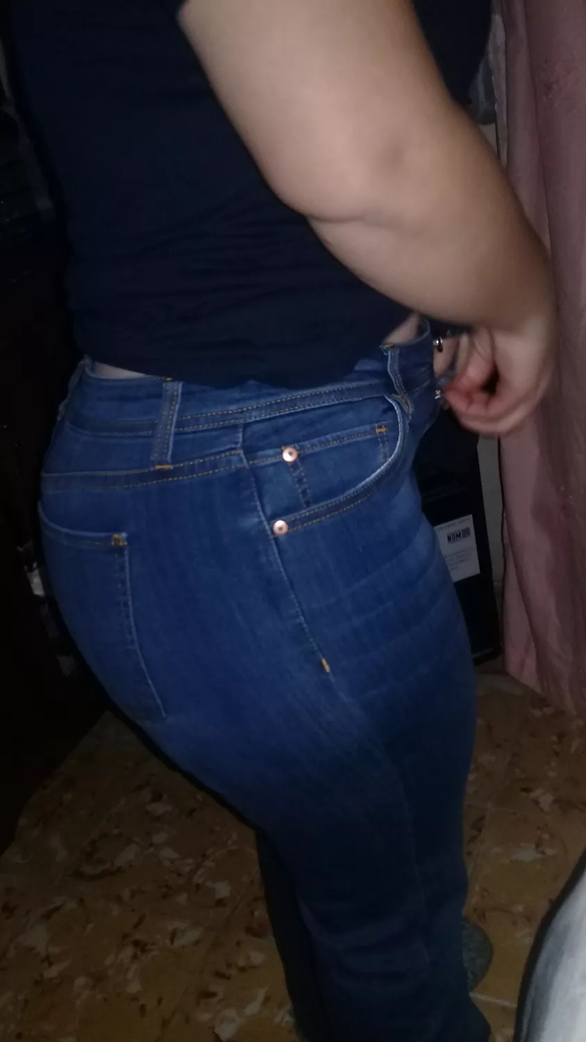 Unzipping posted by uniqueoneguy