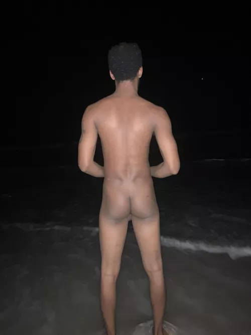 Up for a skinny dip 😜 by MilkChocolateSensei