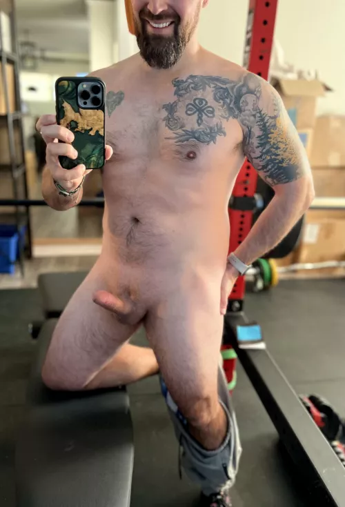 Up for a Thursday workout (m) by GAontheSide