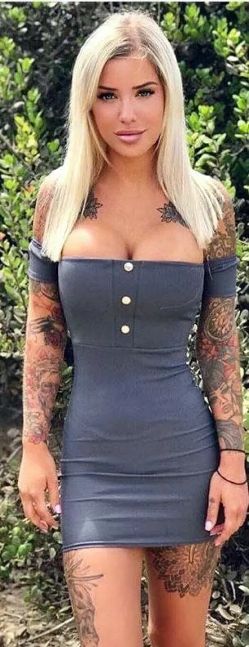 Up front by Priapus4u