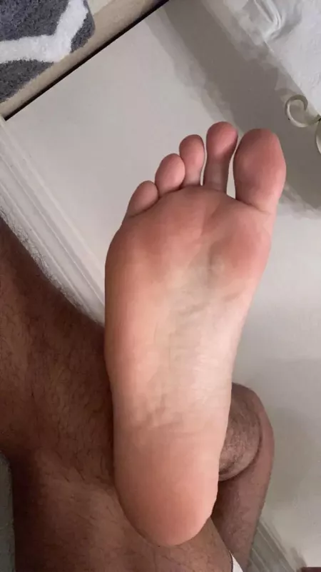 Up if you want to cum on my soles 💦⬆️ by DaddysNSFW