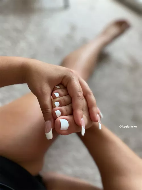 Upclose by Itsgiafvcku