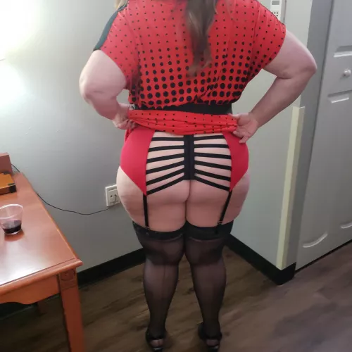 Upvote if yes. by hotwifeinTEX