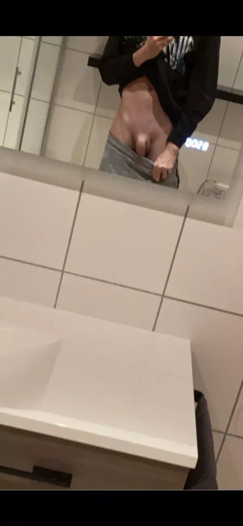 Upvote if you like bwc😈 posted by maxmeier1208