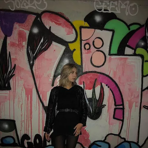 Upvote if you would fuck her. by simpledude11