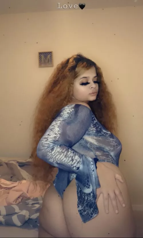 Upvote if you’d nut in me all November 😩 snap @miamero0920 by Hotgirlmimi