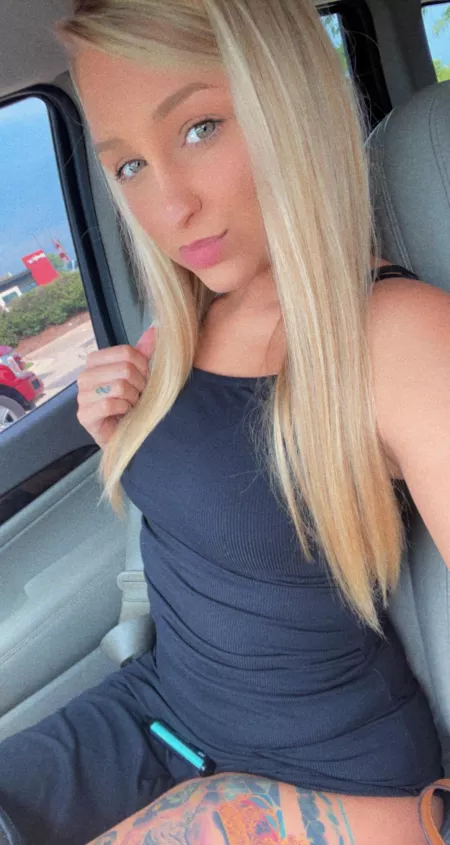 Upvote if you’d rail me ;) sc: madixxobackup 😊 by madixxobackup