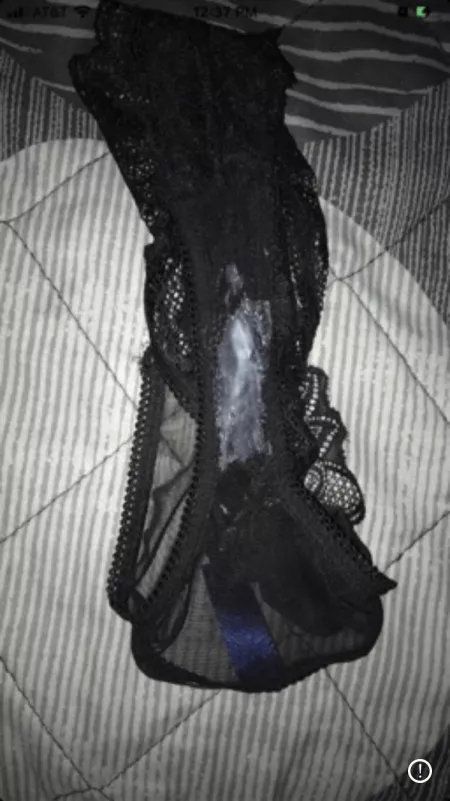 [USA]creamy💞sweaty💞extremely strong scented & ready for you to stick your nose in😍 Kik me @cateyes76950 to check out my filthy panty collection ! 🙊 tracking number included by Metal_Parking