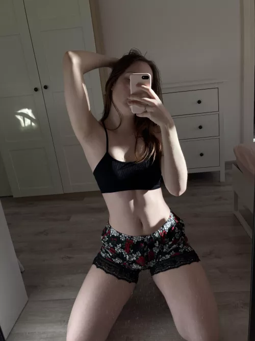 Used to hate my thighs growing up, now I love them (F21) by anyiechann