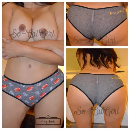 [US][SELLING] ITS SUNDAY FUNDAY!! Cum and get my dirty MILF panties 😉 Workout session, 3pics, vacuum sealed and US shipping with tracking number included with purchase. Kik sfscouple by So-CalGirl