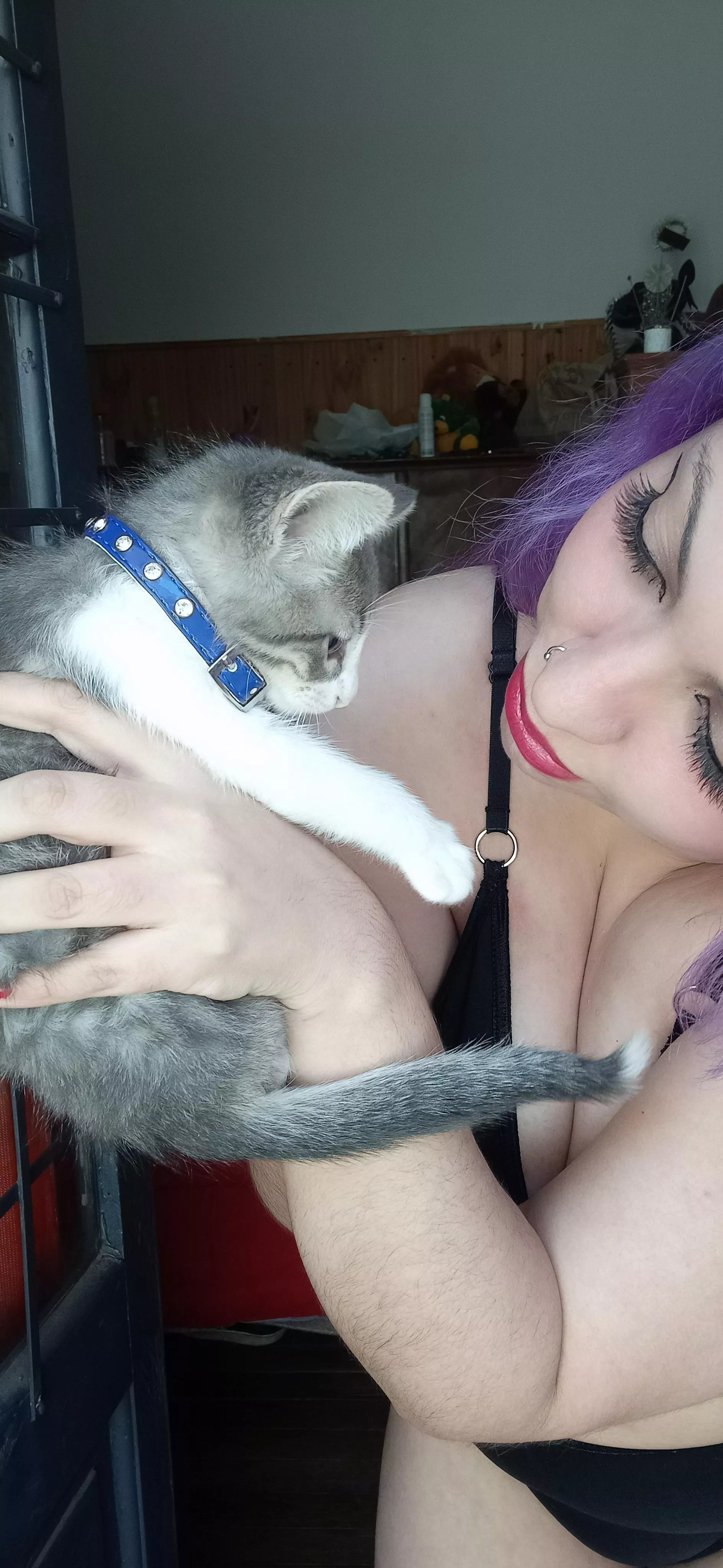 UwU posted by ElfitaUwU