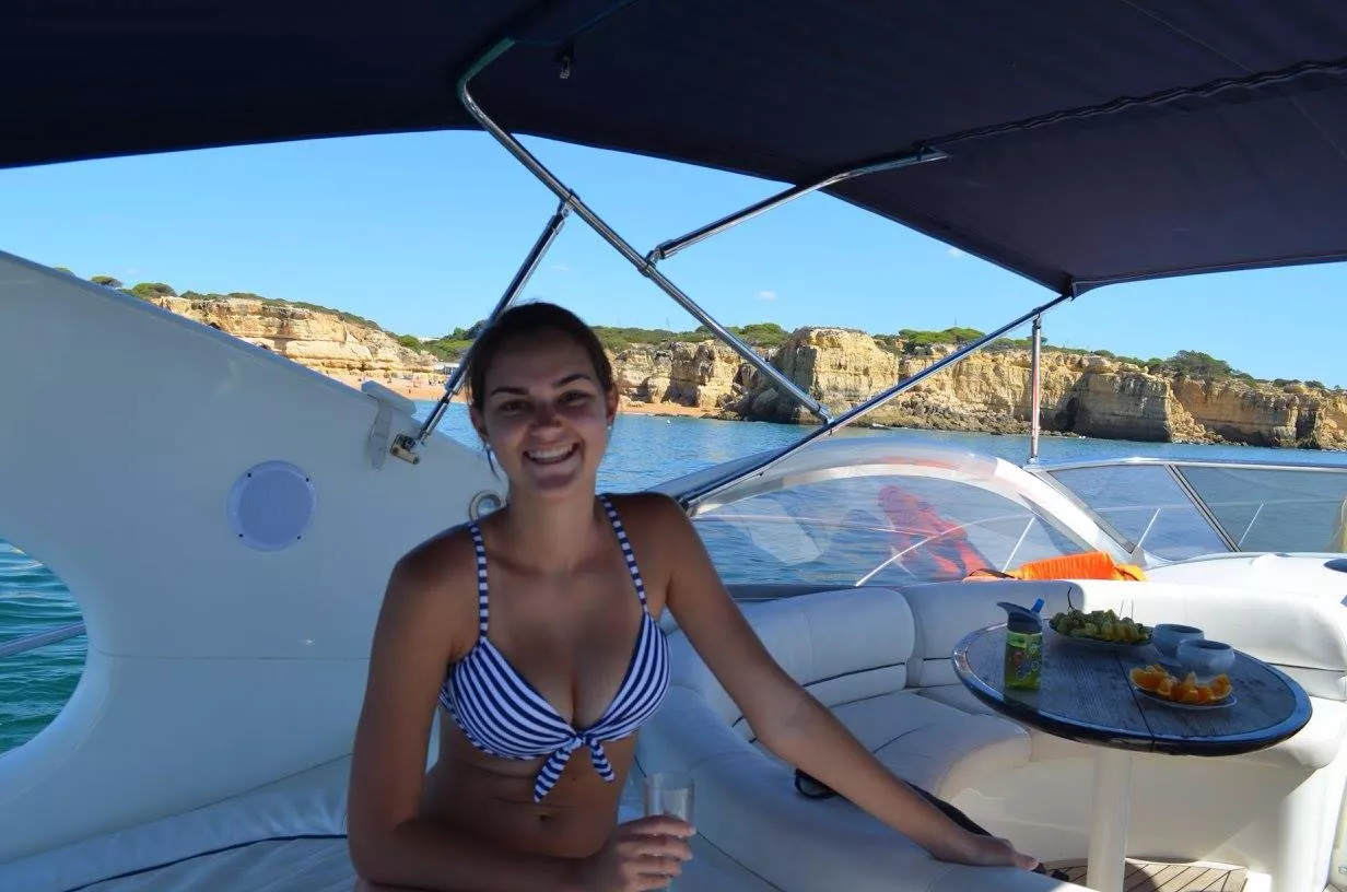 Vacation posted by aabbccdefg