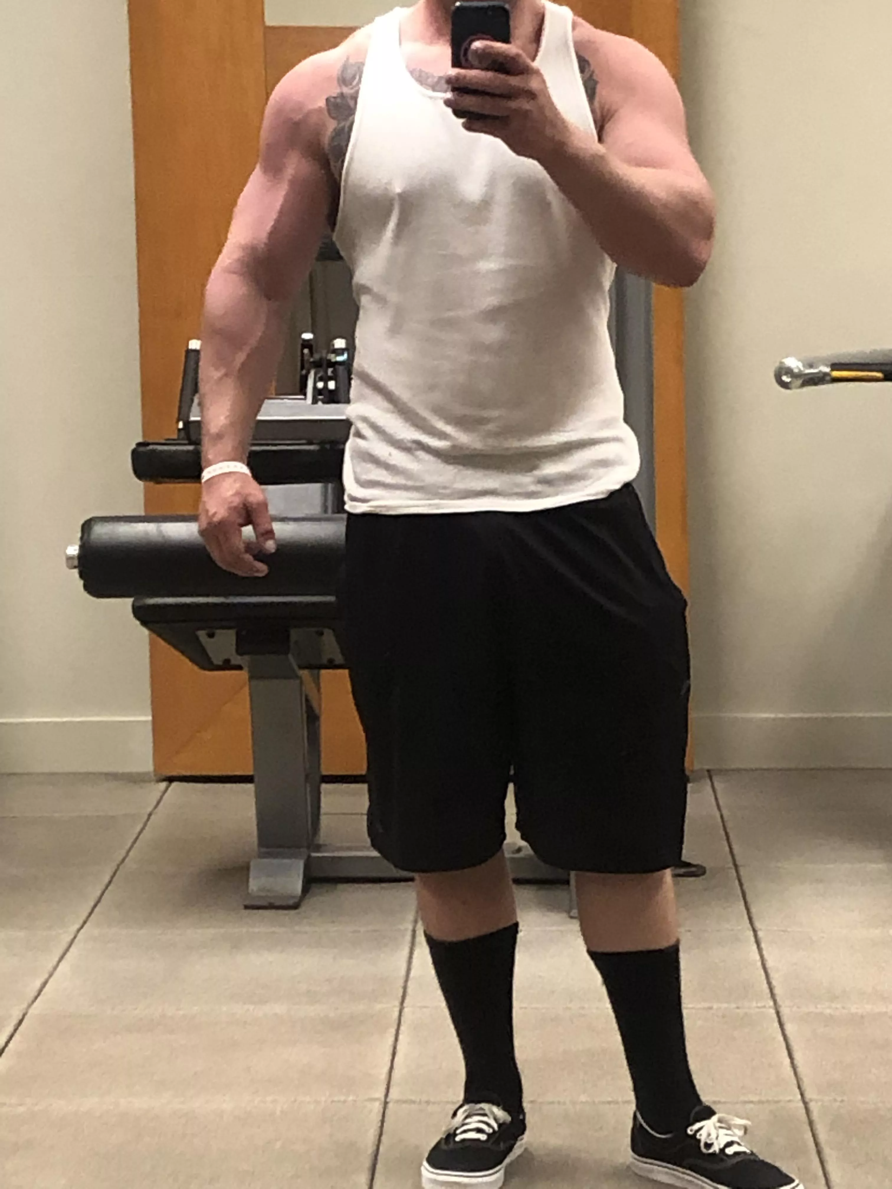 Vacation forearms posted by Idom2552