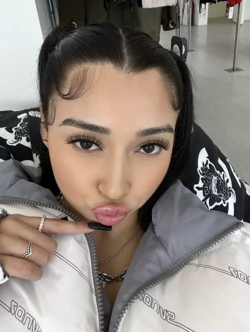 Val by Strang3rThingz