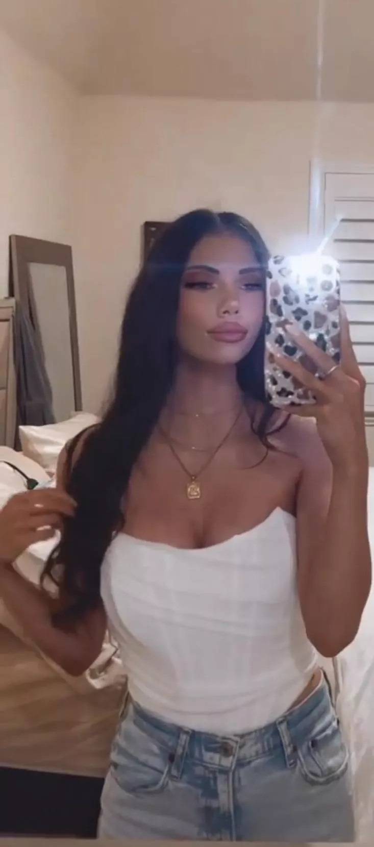 Valentine’a lips posted by Plenty_Grand_9510