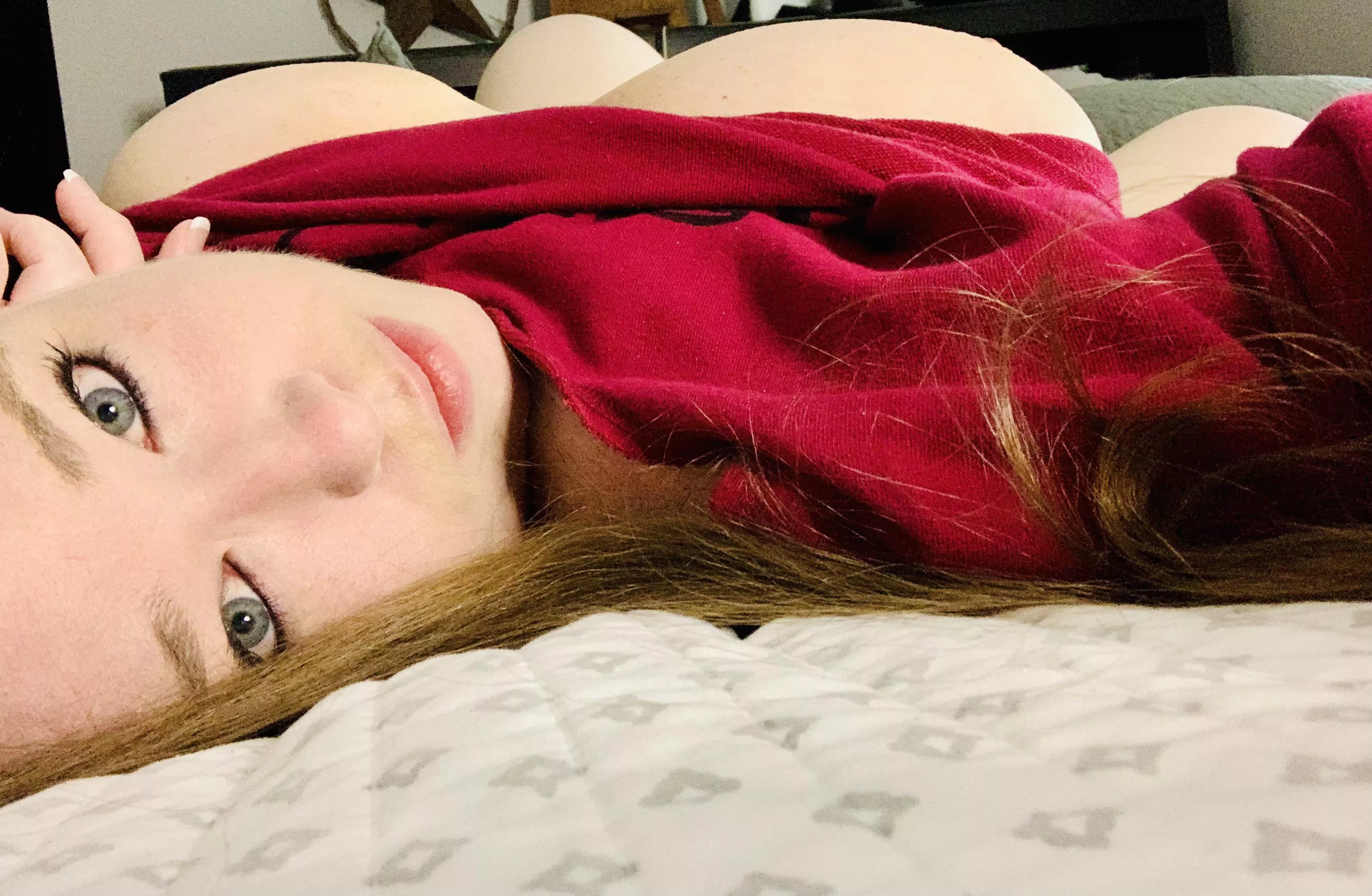 Valentine’s Day fun 😘 my toys will be working overtime today 💦 posted by ivymiaexplicit