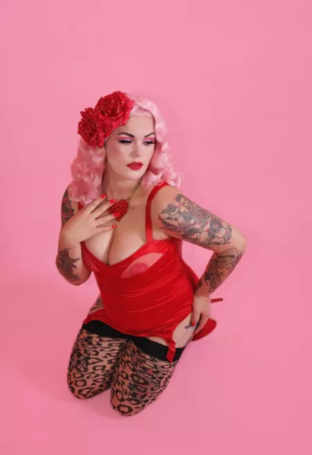 Valentine’s Day might be over but I still love the colors ❤️💗 by rizzorogue