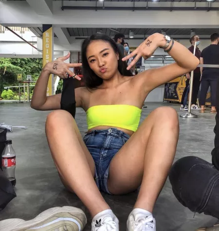 Valerie by SmoothArmpits