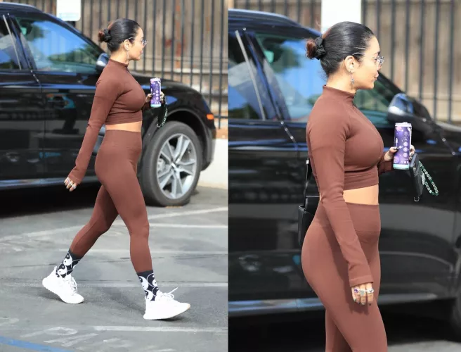 Vanessa Hudgens is just so fucking hot. by RichHalke