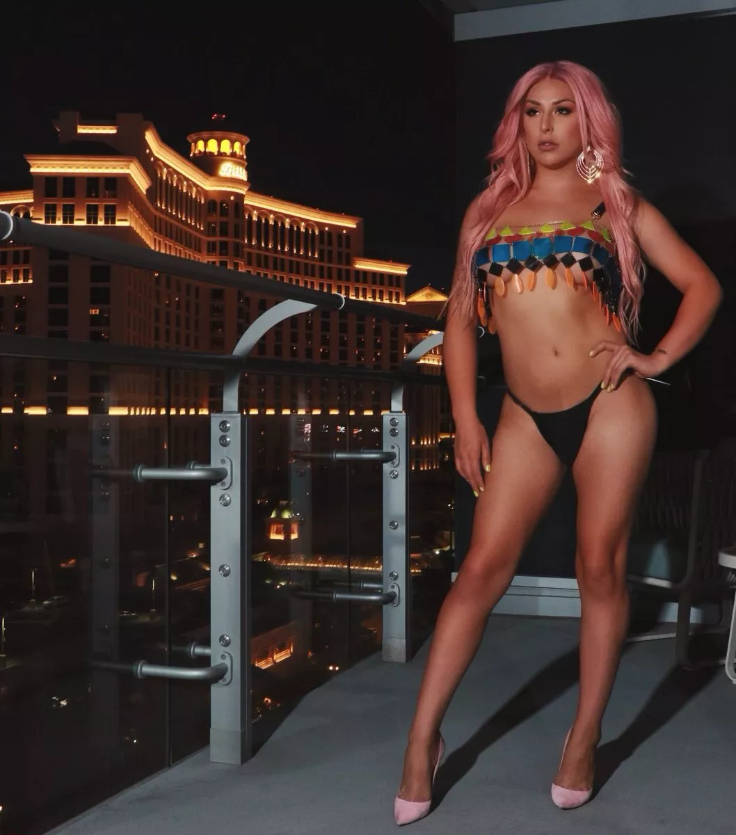 Vegas Baby posted by deathseeker22