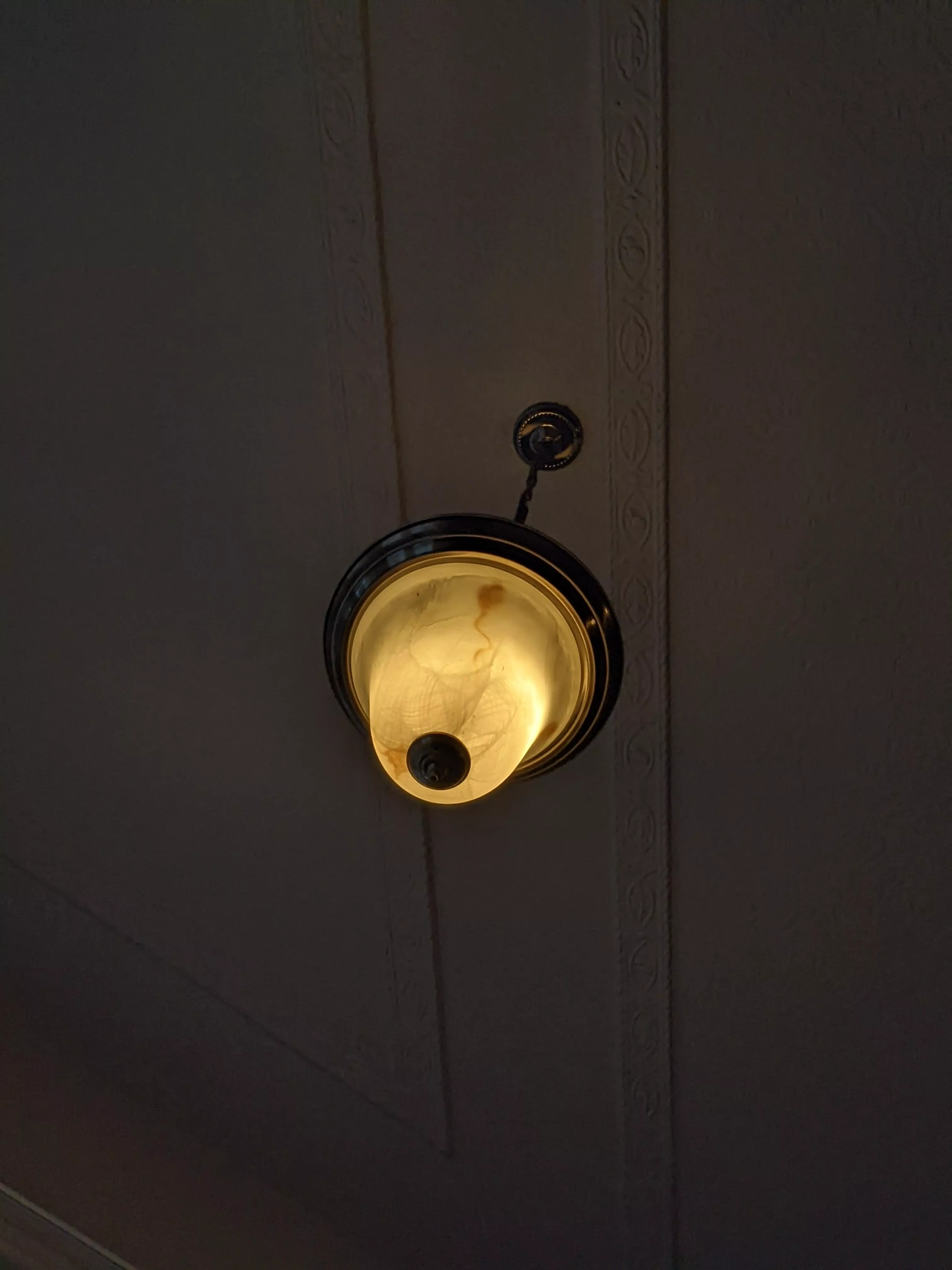 Veiny and droopy posted by WizzardMan2020