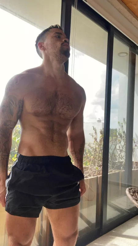 Veiny forearms? by 21superstar