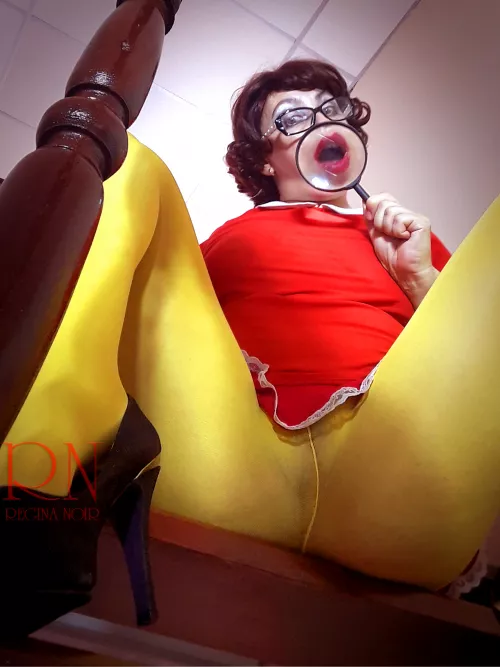 Velma in old house by Regina_noir