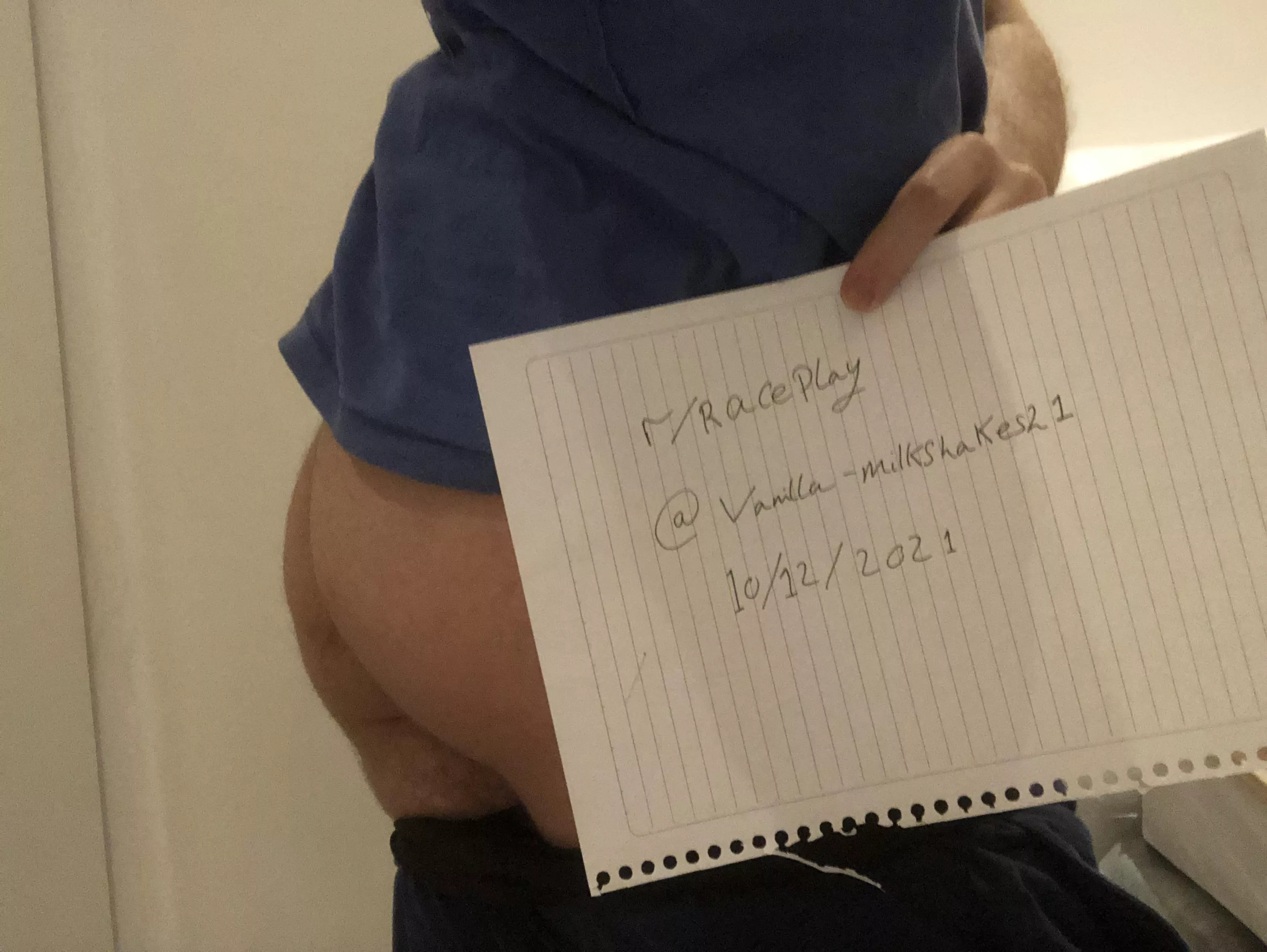 Verification post posted by Vanilla-milkshakes21