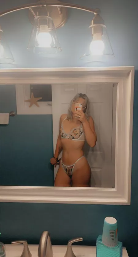 Verified boys, who wants more? 😉😘 by Soles_and_feet